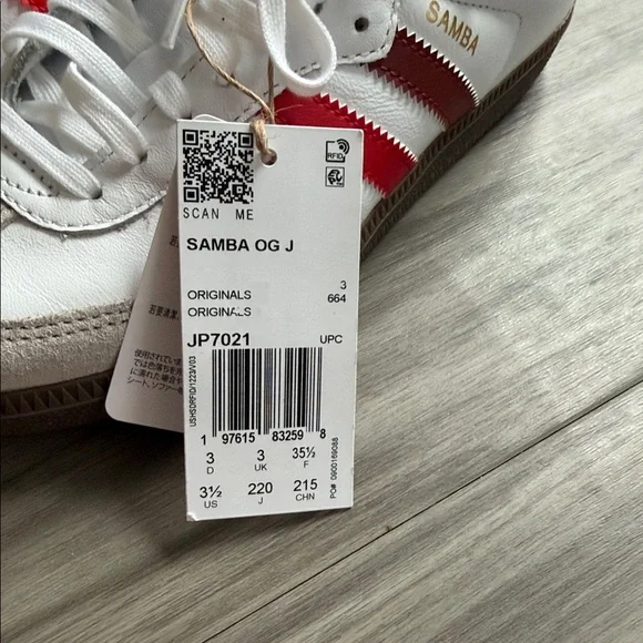 adidas Samba White Sneakers with Red Stripes - Picture 4 of 8